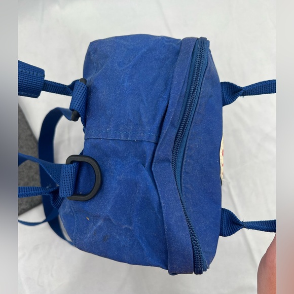 Fjallraven Kanken Mini Backpack - Picture 8 of 13